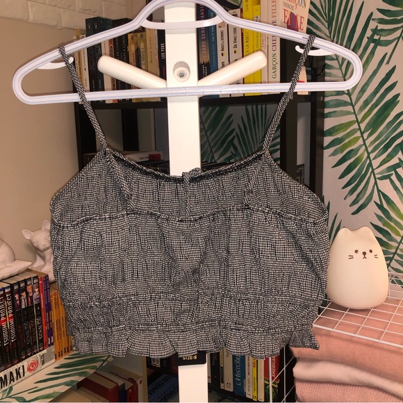 Shinestar | Ruched Cropped Cami | Black & White - Picture 3 of 5